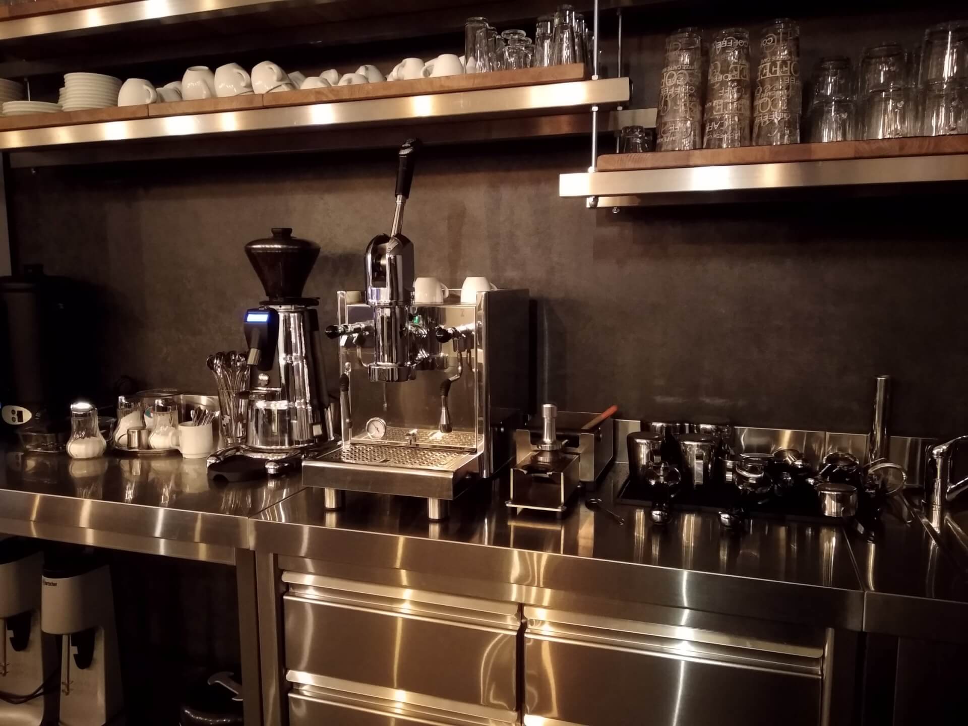 Theke KaffeMaschine 2